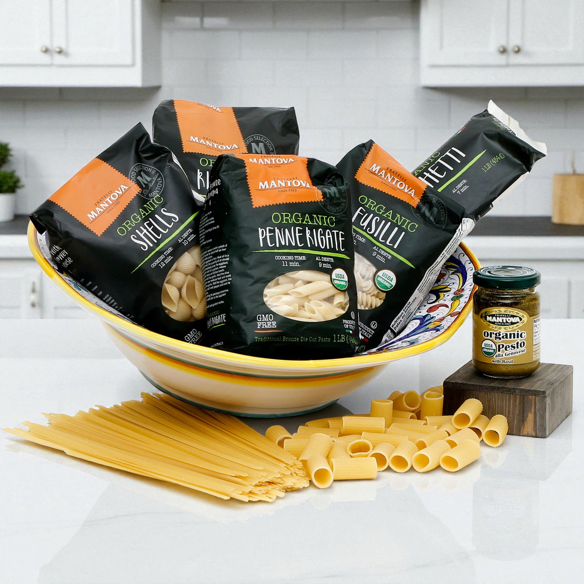GIFT BUNDLES: Deruta Extra Large Pasta Hexagonal Bowl with 5 Organic Pasta + Pesto Sauce - RICCO DERUTA design