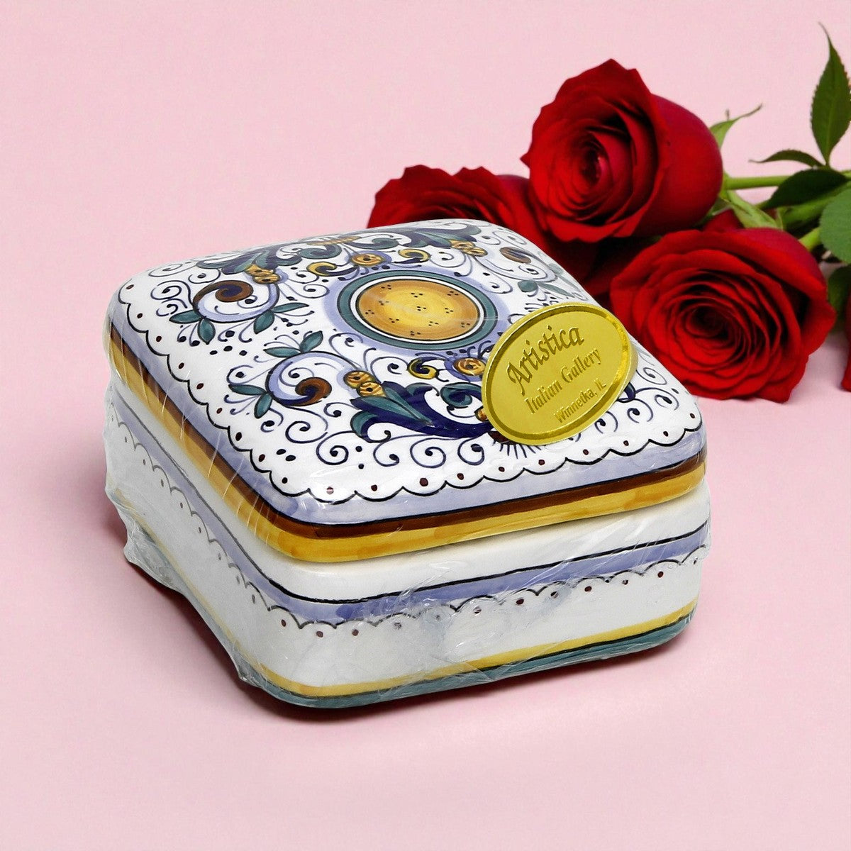LOVE.ly Deruta Keepsake Square Box with 12 Baci Perugina or 20 Rossana candies - RICCO DERUTA design