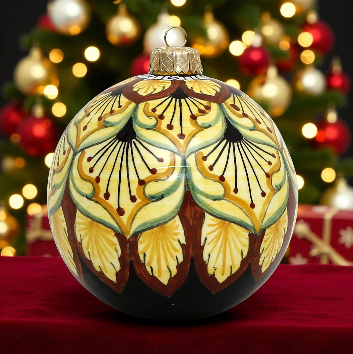CHRISTMAS ORNAMENT: Deruta Vario Round Ball Large (4" Ø)