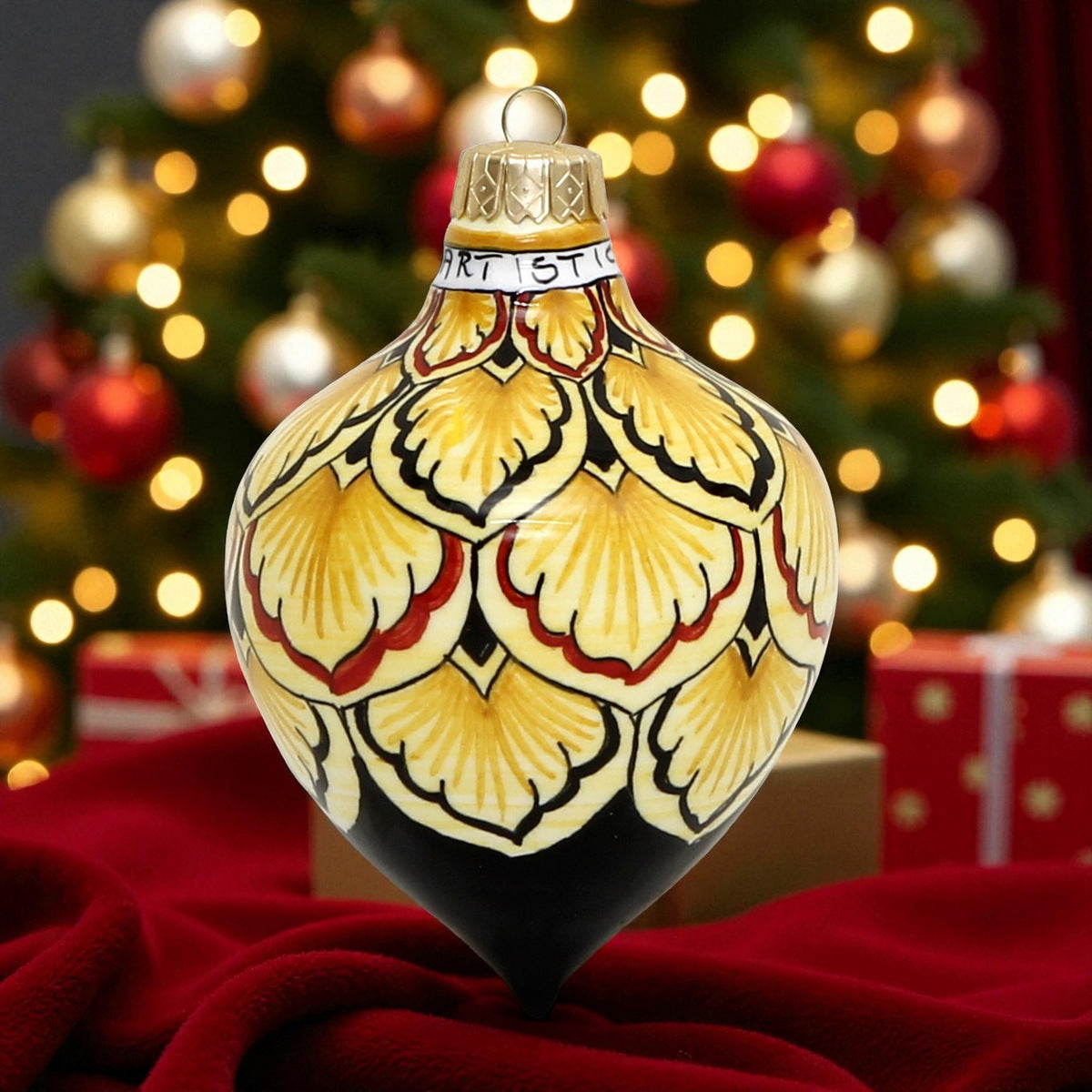 CHRISTMAS ORNAMENT: Drop Ball Hand Painted in Deruta Vario design (Large)