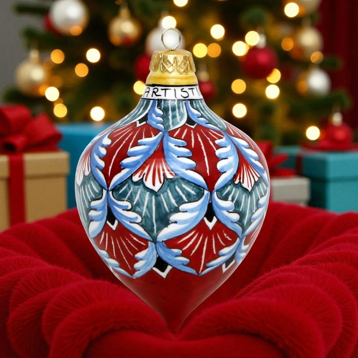 CHRISTMAS ORNAMENT: Drop Ball Hand Painted in Deruta Vario design