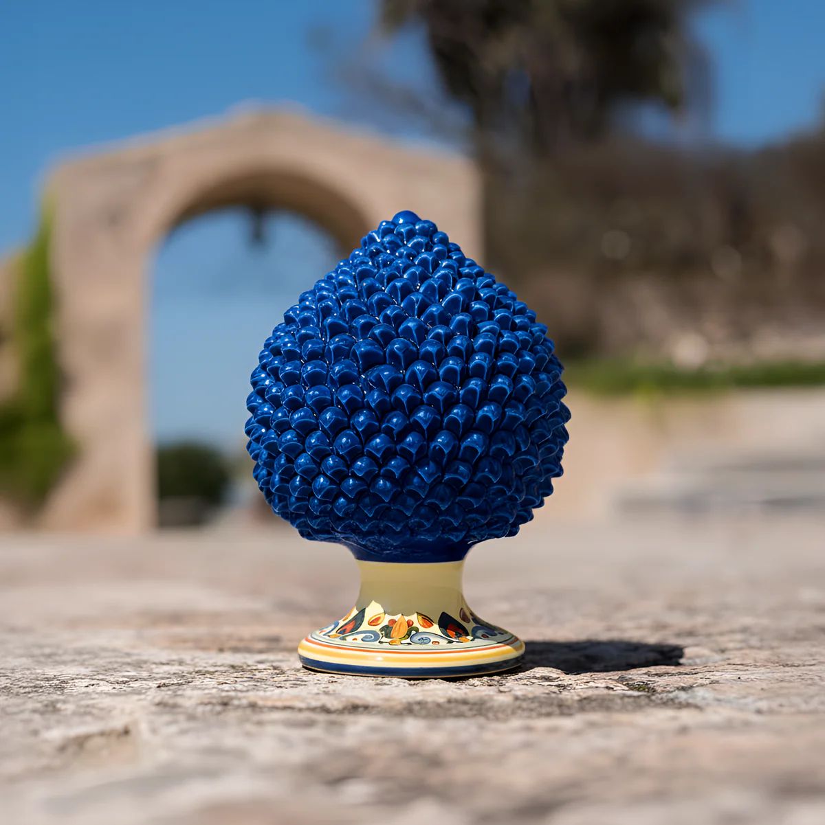 SICILIAN PINECONE: Ceramic 'Pigna Siciliana' Handcrafted with decorated pedestal - BLUE