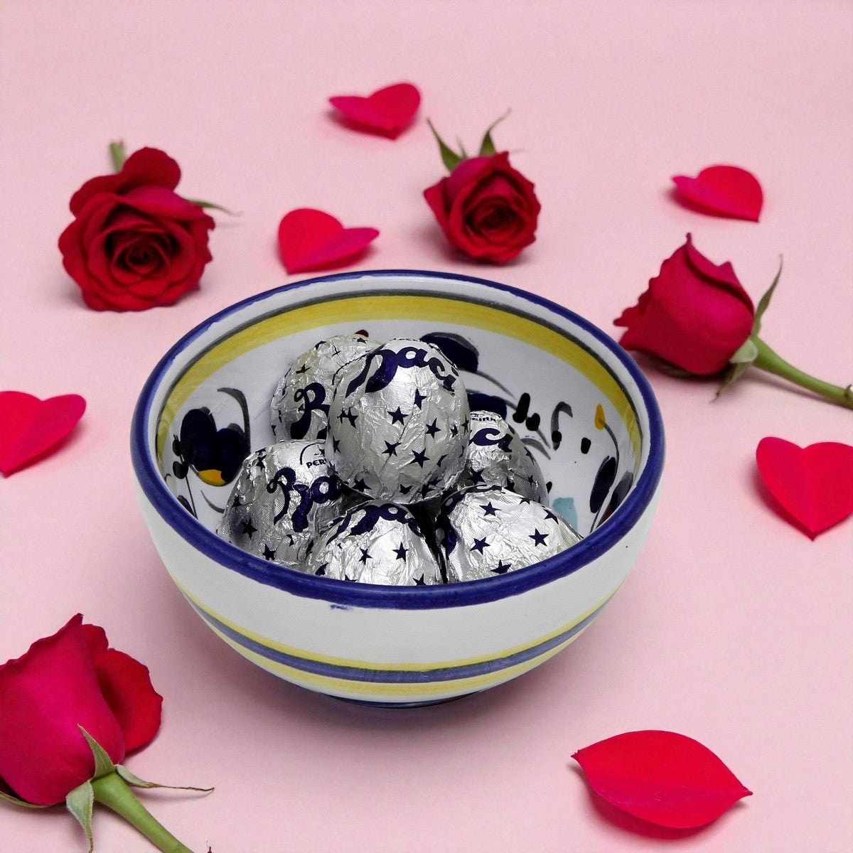 LOVE.ly: Deruta Dipping/Condiment Small Bowl with 6 Baci Perugina - ORVIETO BLUE ROOSTER design