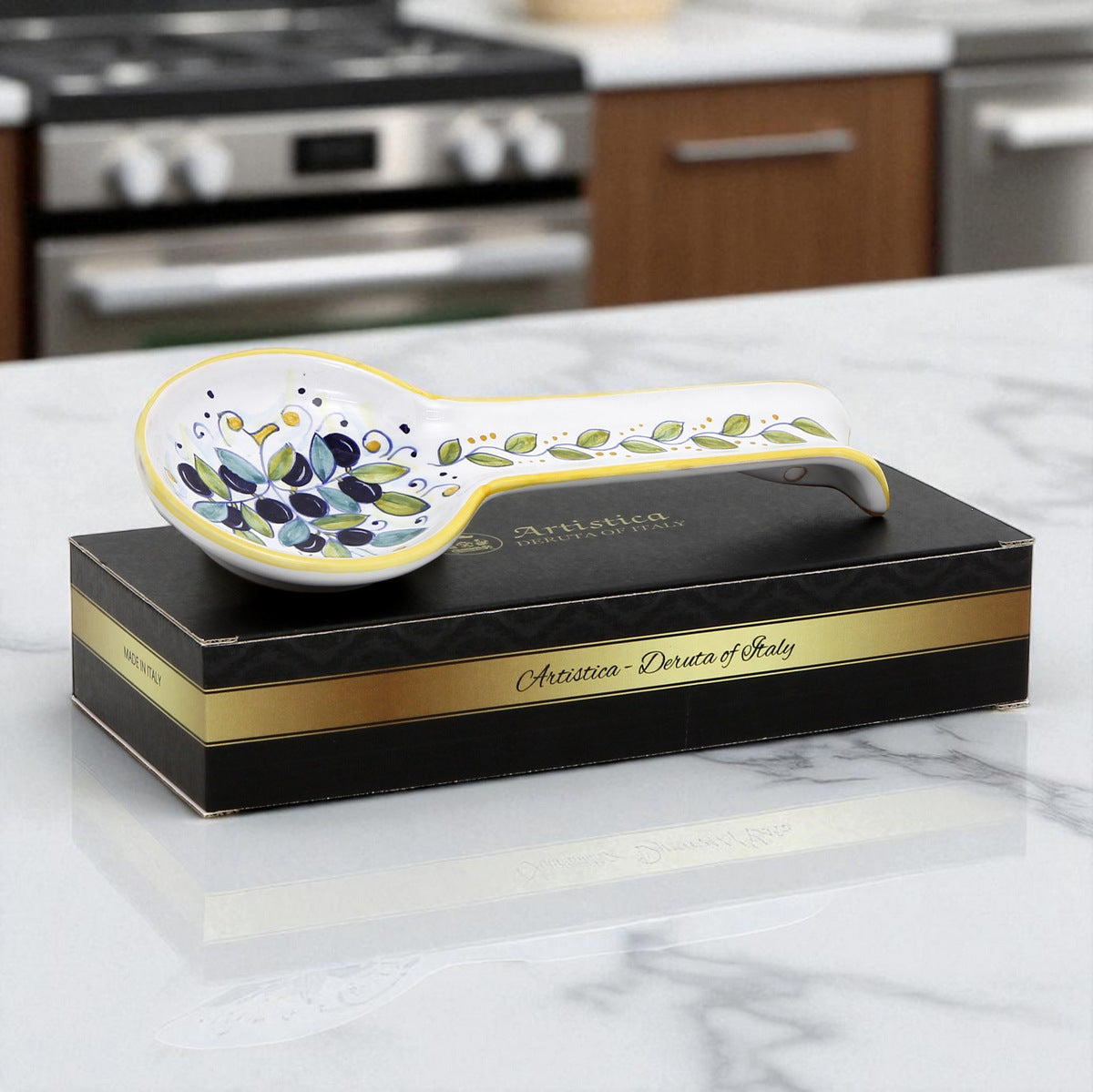 GIFT BOX GOLD LOGO: With authentic Deruta hand painted ceramic - DERUTA: Spoon rest OLIVE