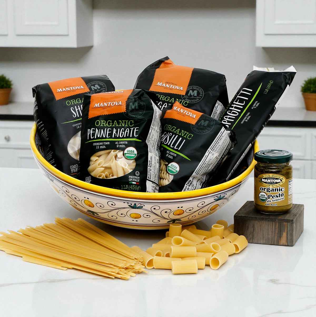 GIFT BUNDLES: Deruta Pasta Large Bowl with 5 Organic Pasta + Pesto Sauce - RICCO DERUTA DELUXE design