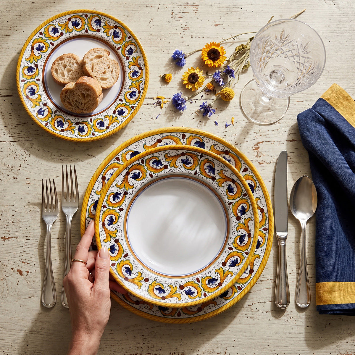PERUGINO DERUTA: 3 Pieces Dinnerware Place Setting