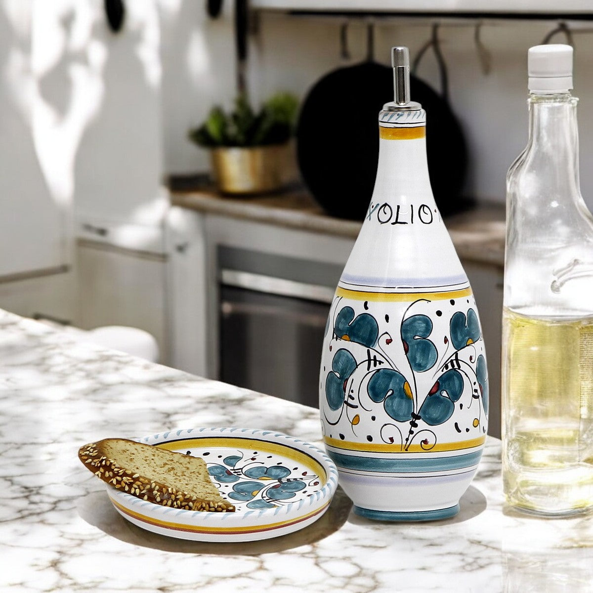 ORVIETO GREEN ROOSTER: Olive Oil Bottle Dispenser with Dipping Bowl/Tray