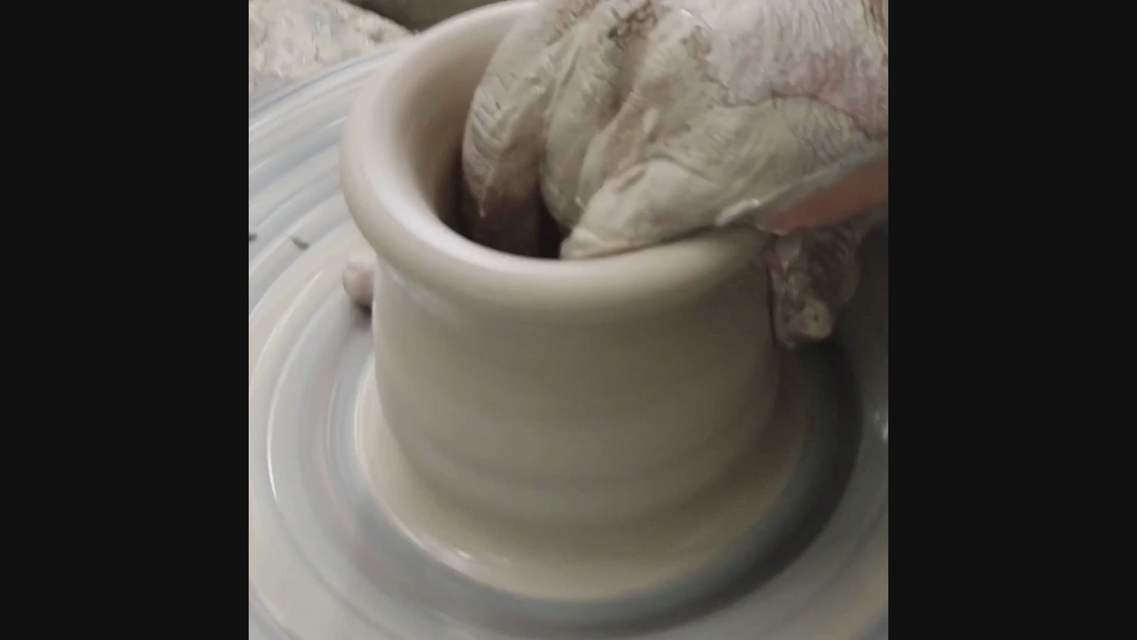 SICILIAN PINECONE: Ceramic 'Pigna Siciliana' Handcrafted with decorated pedestal - YELLOW-SENAPE