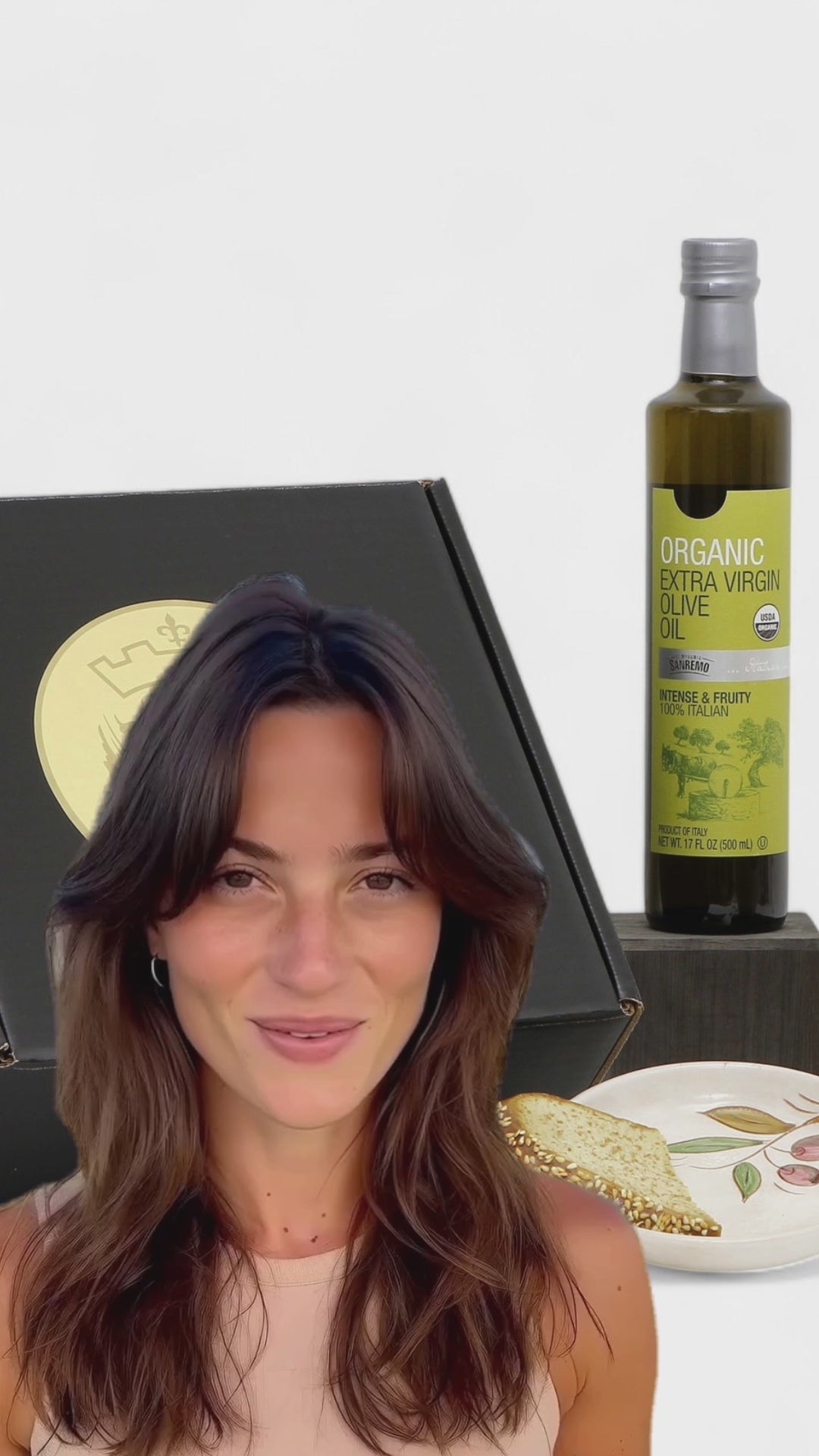 GIFT BOX: With Deruta Olive Oil Dispenser + Saucer/Dipping Bowl + EVOO bottle - DERUTA OLIVE COLORI design