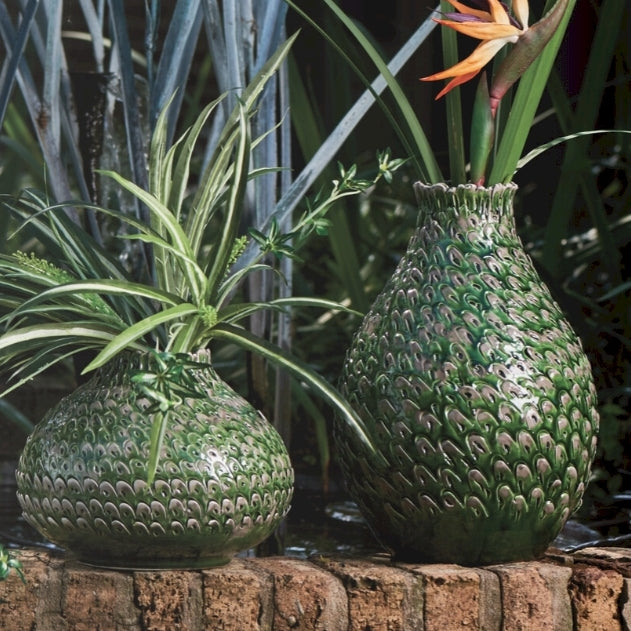 TUSCAN FEATHER: Handcrafted Vase with feather design - Artistica.com