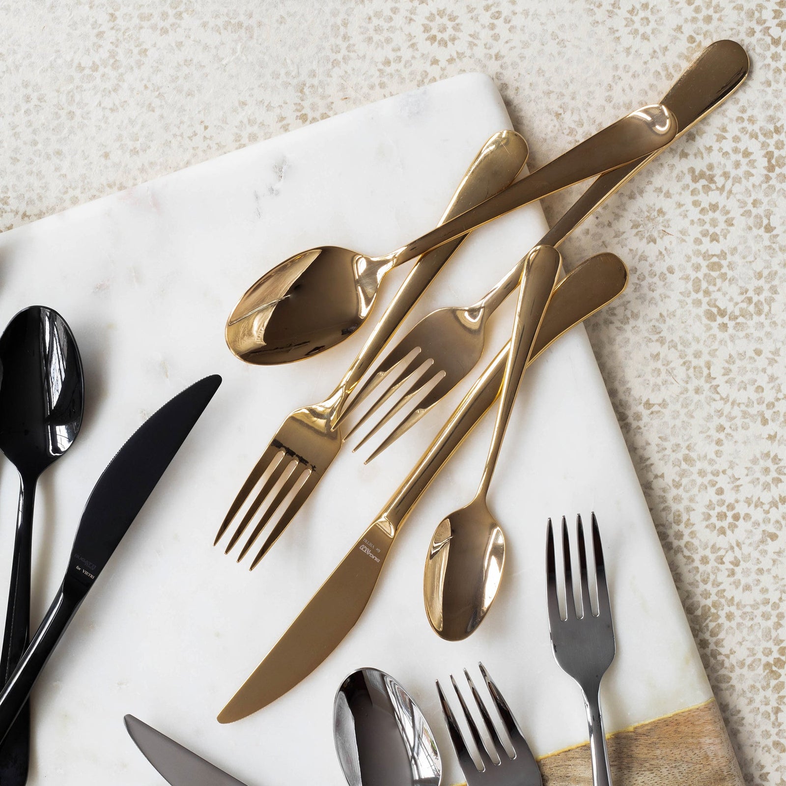 VIETRI: Settimocielo Five Piece Place Setting - Artistica.com