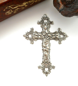 MONDIAL CANDLES: BIANCA Collection - Porcelain Container Candle with Antique Silver Crucifix - Artistica.com