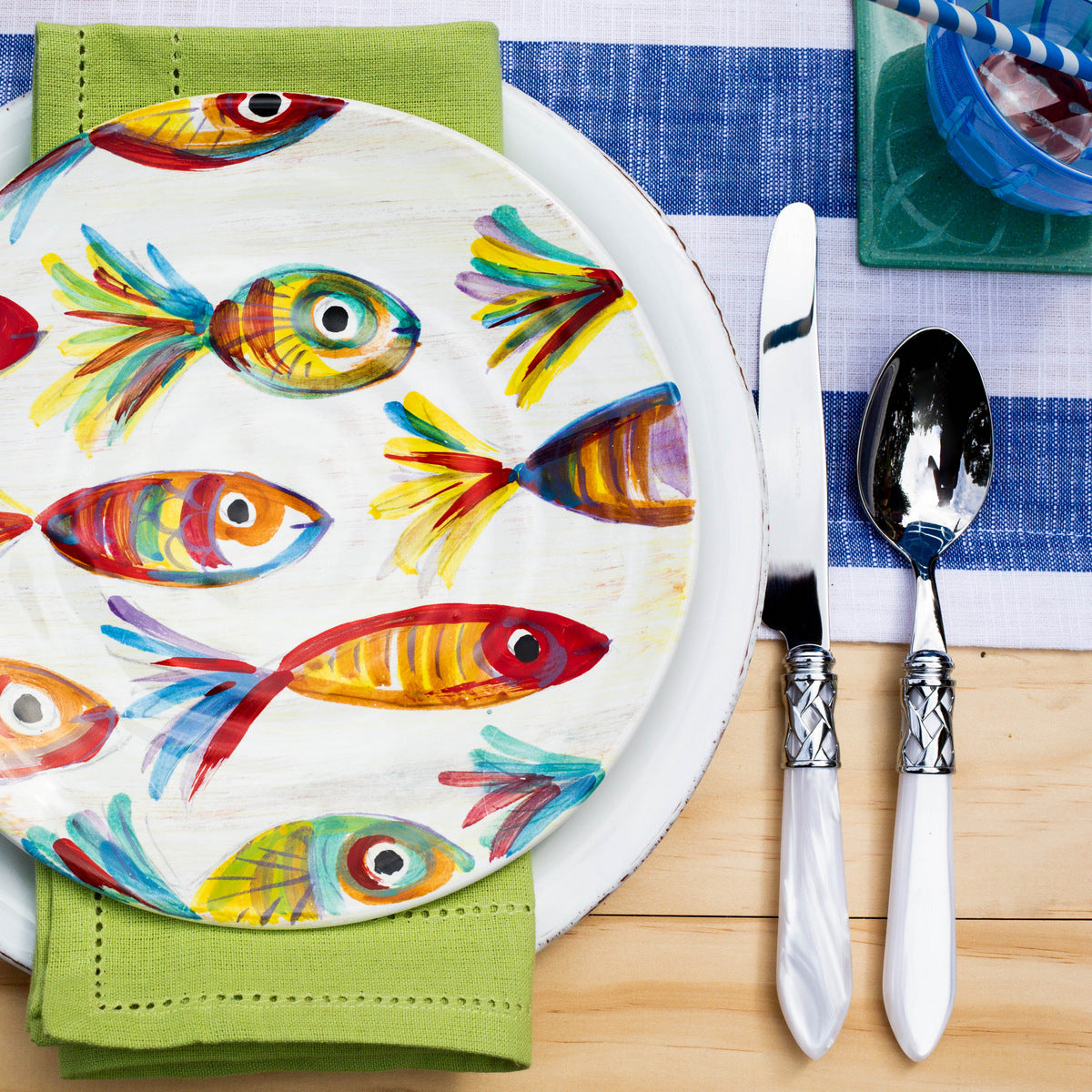 VIETRI: Aladdin Five Piece Place Setting WHITE - Artistica.com