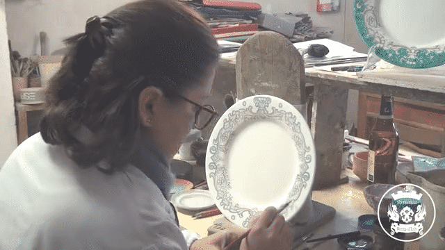 DERUTA COLORI: Dinner Plate - BLACK/GRAY - Artistica.com