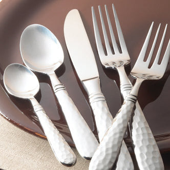 VIETRI: MARTELLATO Five Piece Place Setting - Artistica.com